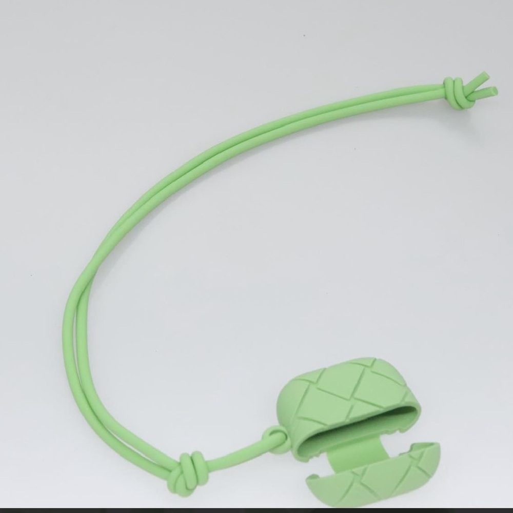 BOTTEGA VENETA Airpods case Shoulder Bag rubber Green NWOT - Picture 7 of 15